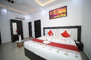 the hotel paradise