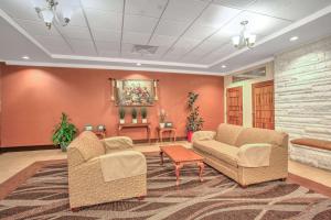 Days Inn By Wyndham Liberty,Liberty>>Ferndale,2 star