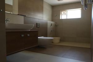 Ashirvad Lawns Hotel & Convention Centre,,3 star