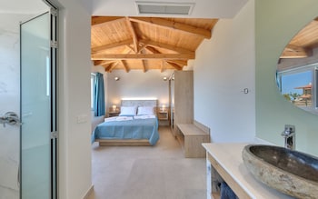 spiros soula thematic suites