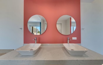spiros soula thematic suites