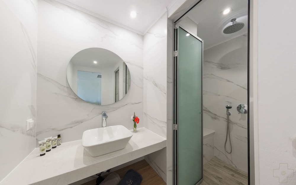 spiros soula thematic suites