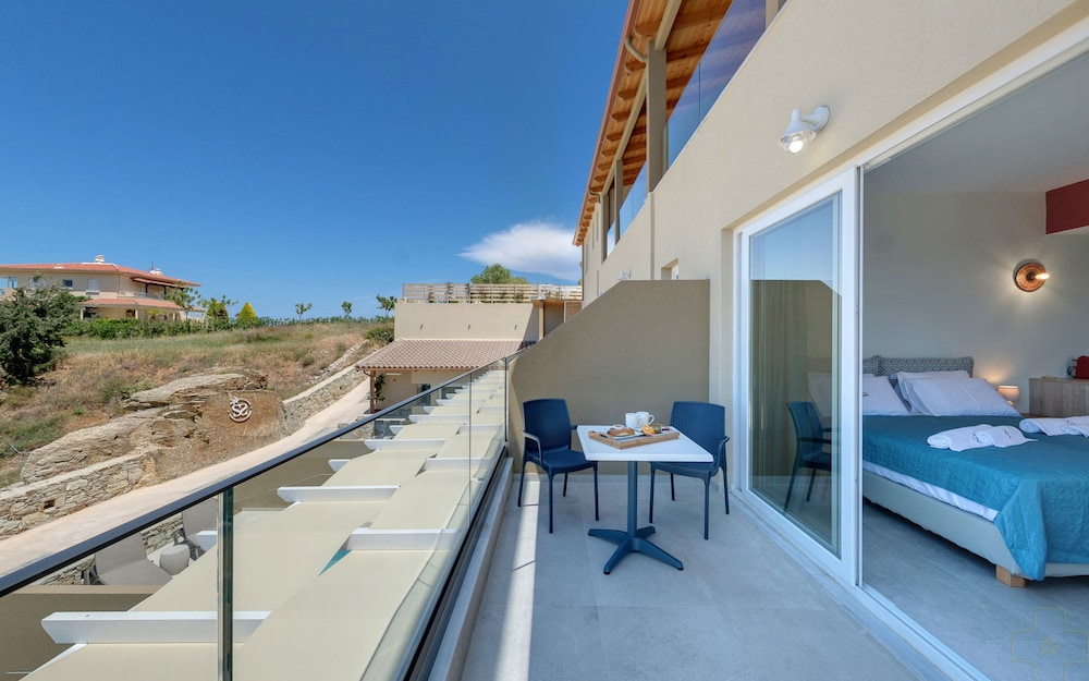 spiros soula thematic suites