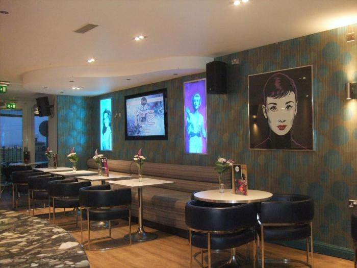 legends hotel brighton