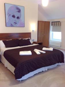 legends hotel brighton