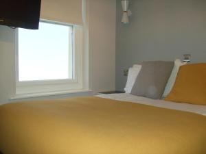 legends hotel brighton