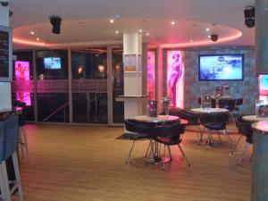 legends hotel brighton