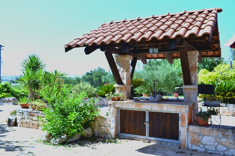 la rosa dei trulli bandb