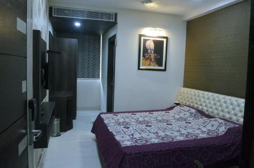 Hotel Gautam Grand Varanasi,Sarnath>>Varanasi,3 star