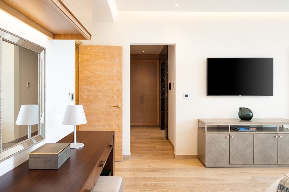 parklane a luxury collection resort and spa limassol