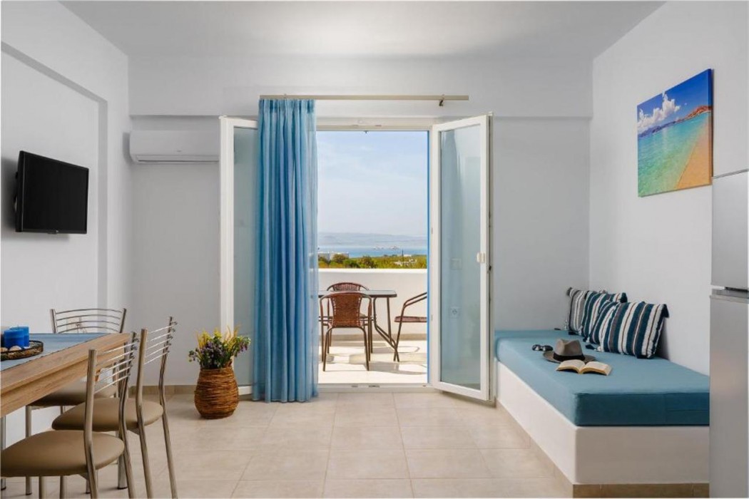 evripus suites hotel