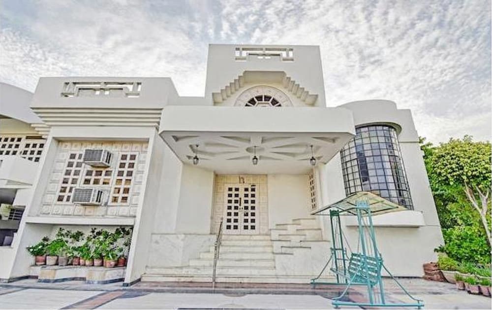 abode homestay