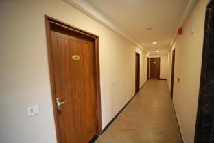 majestic hotel and service apartments