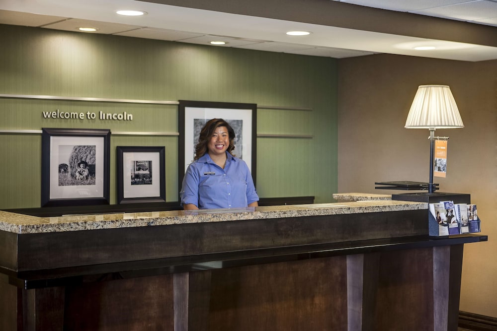 hampton inn and suites lincoln northeast i 80