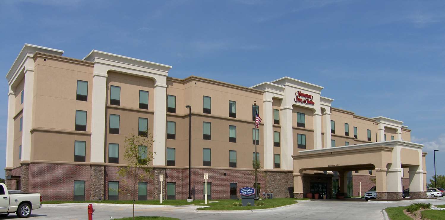 hampton inn and suites lincoln northeast i 80