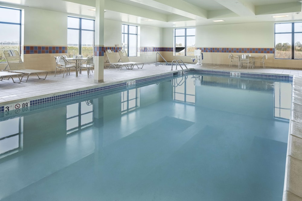 hampton inn and suites lincoln northeast i 80