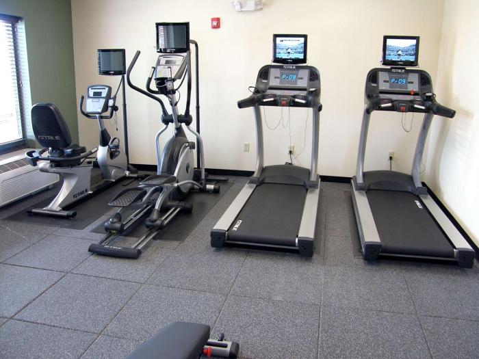 hampton inn and suites lincoln northeast i 80
