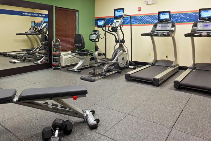 hampton inn and suites lincoln northeast i 80