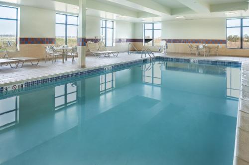 hampton inn and suites lincoln northeast i 80