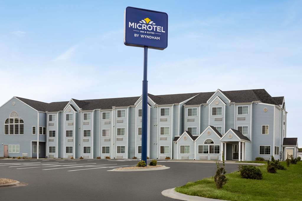 microtel inn and suites by wyndham lincoln