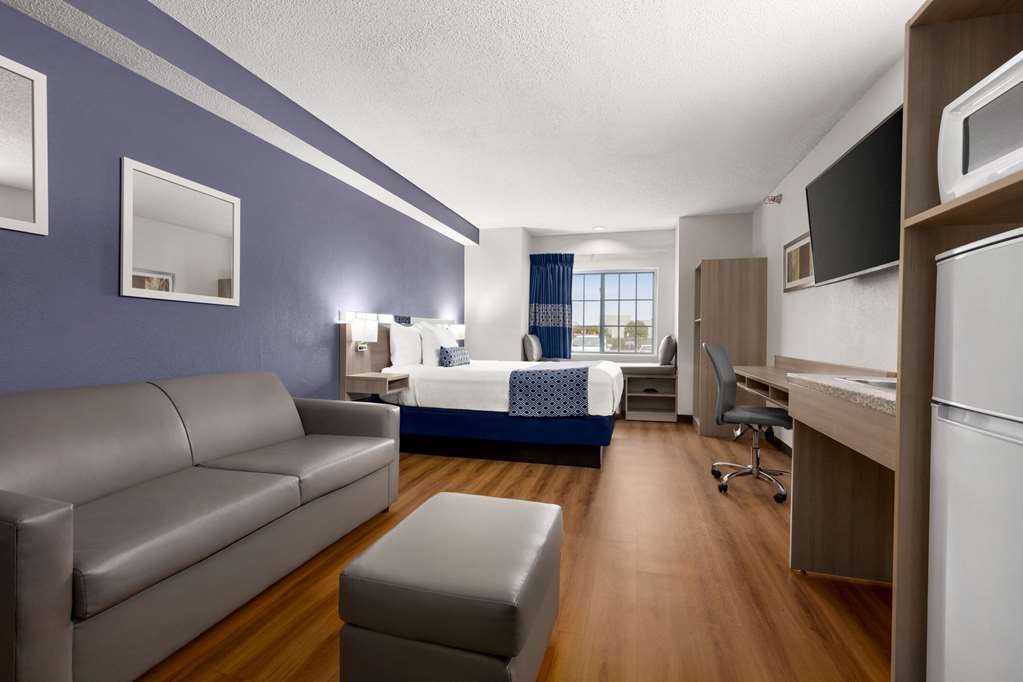 microtel inn and suites by wyndham lincoln