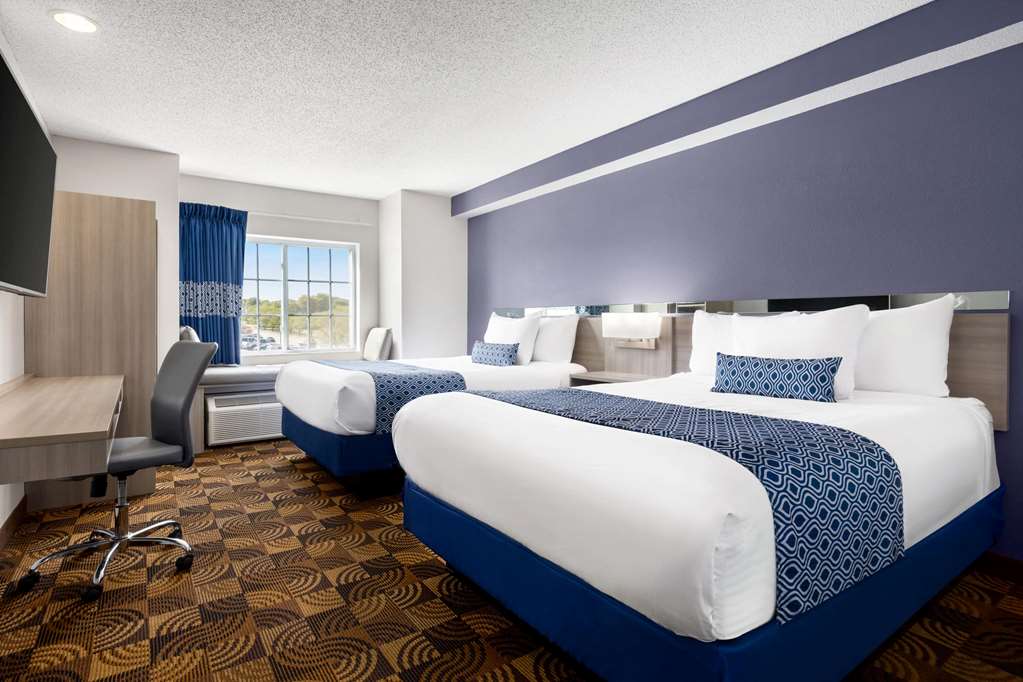 microtel inn and suites by wyndham lincoln