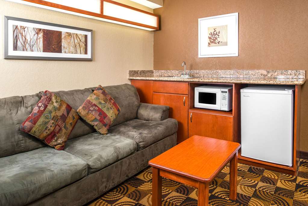 microtel inn and suites by wyndham lincoln