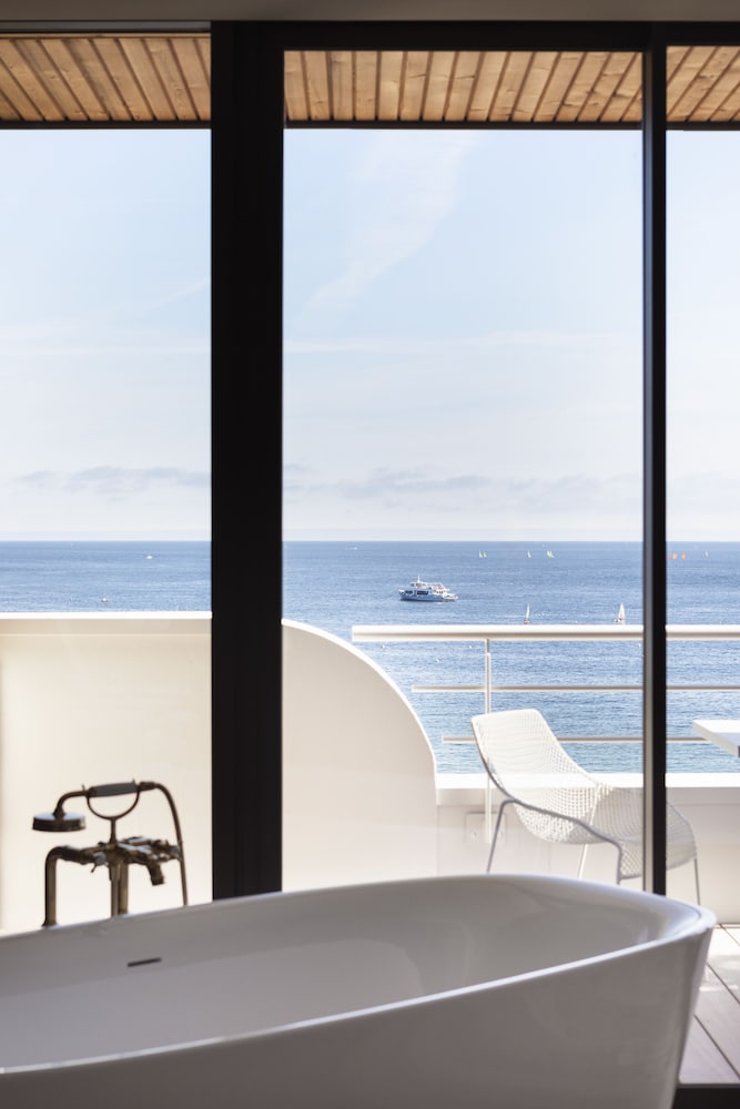 grand hotel perros guirec