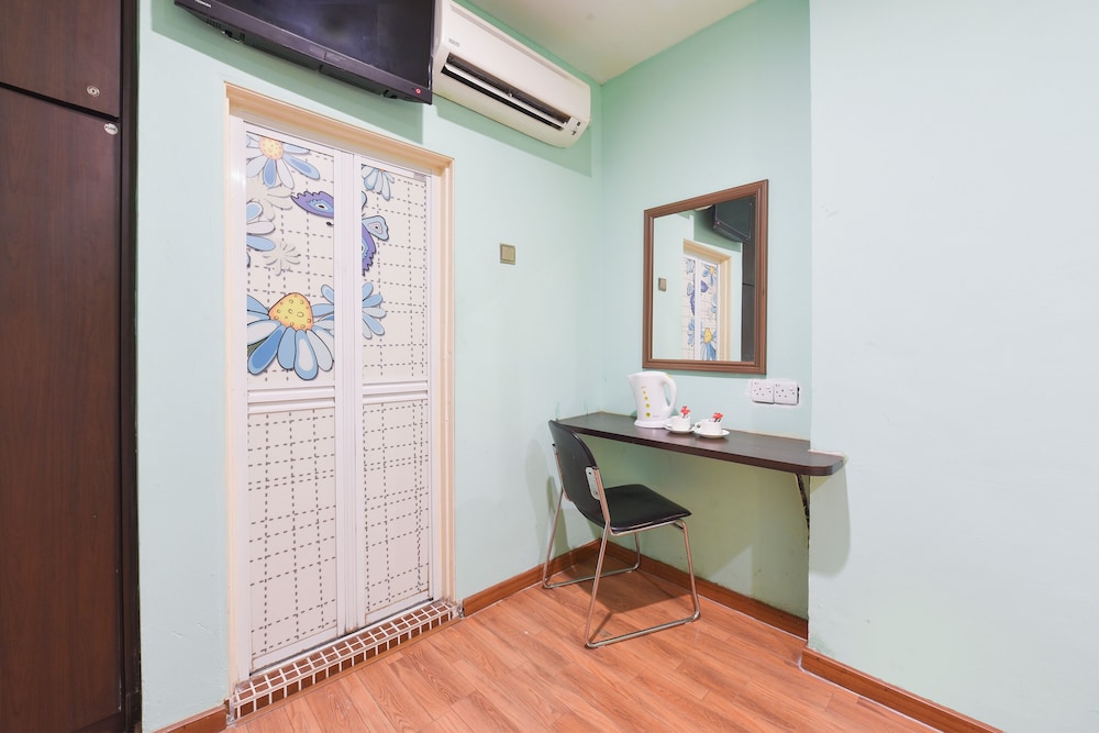 hotel zamburger nur ramadhan previously g home hotel