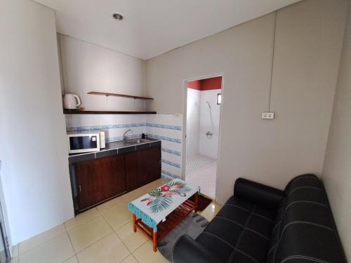 lily holiday hotel lily holiday hotel