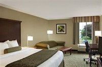 best western liverpool syracuse inn and suites
