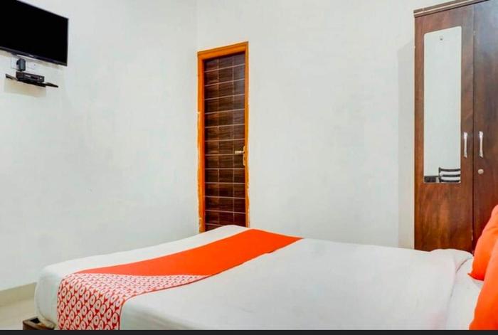 flagship shrikrishna hotels