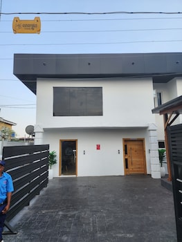 luxol homesandsuites