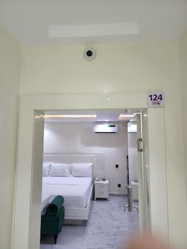 luxol homesandsuites