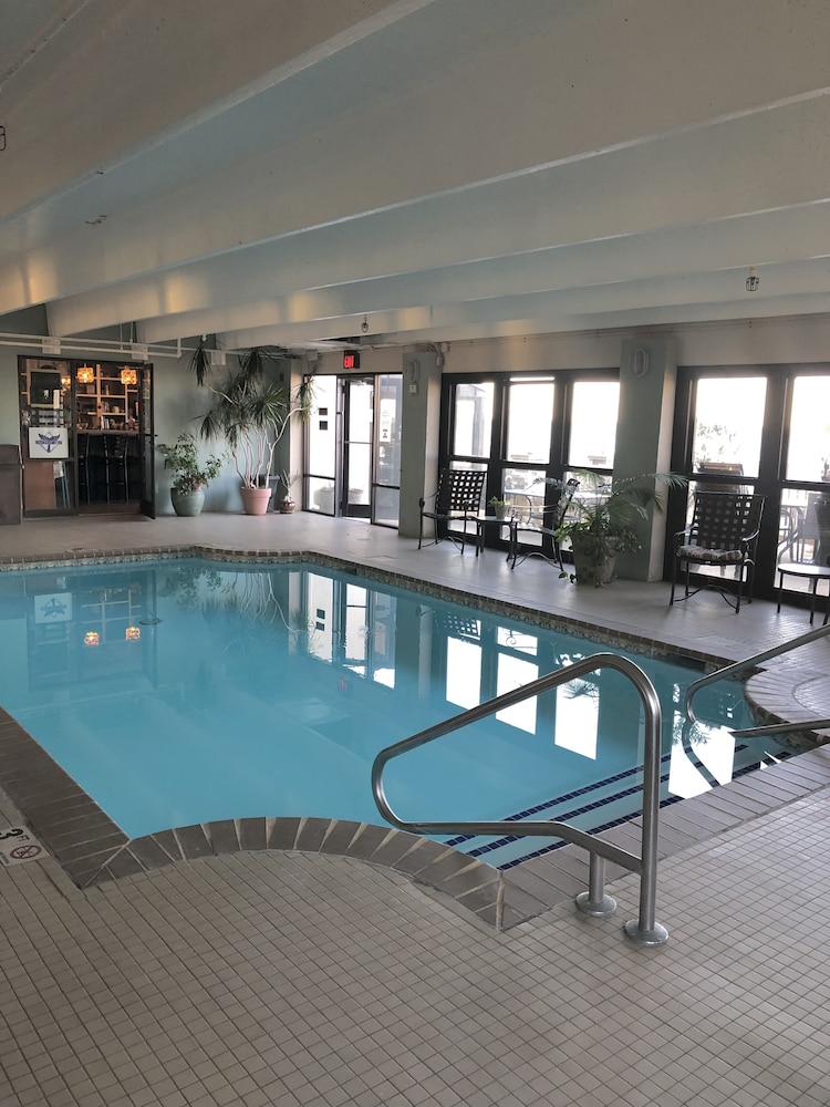 the capes hotel