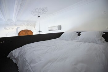 1834 and spa