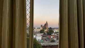 hotel sunset orchha