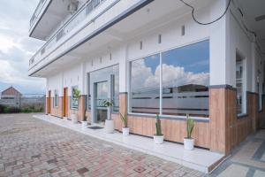 urbanview hotel sky batu malang