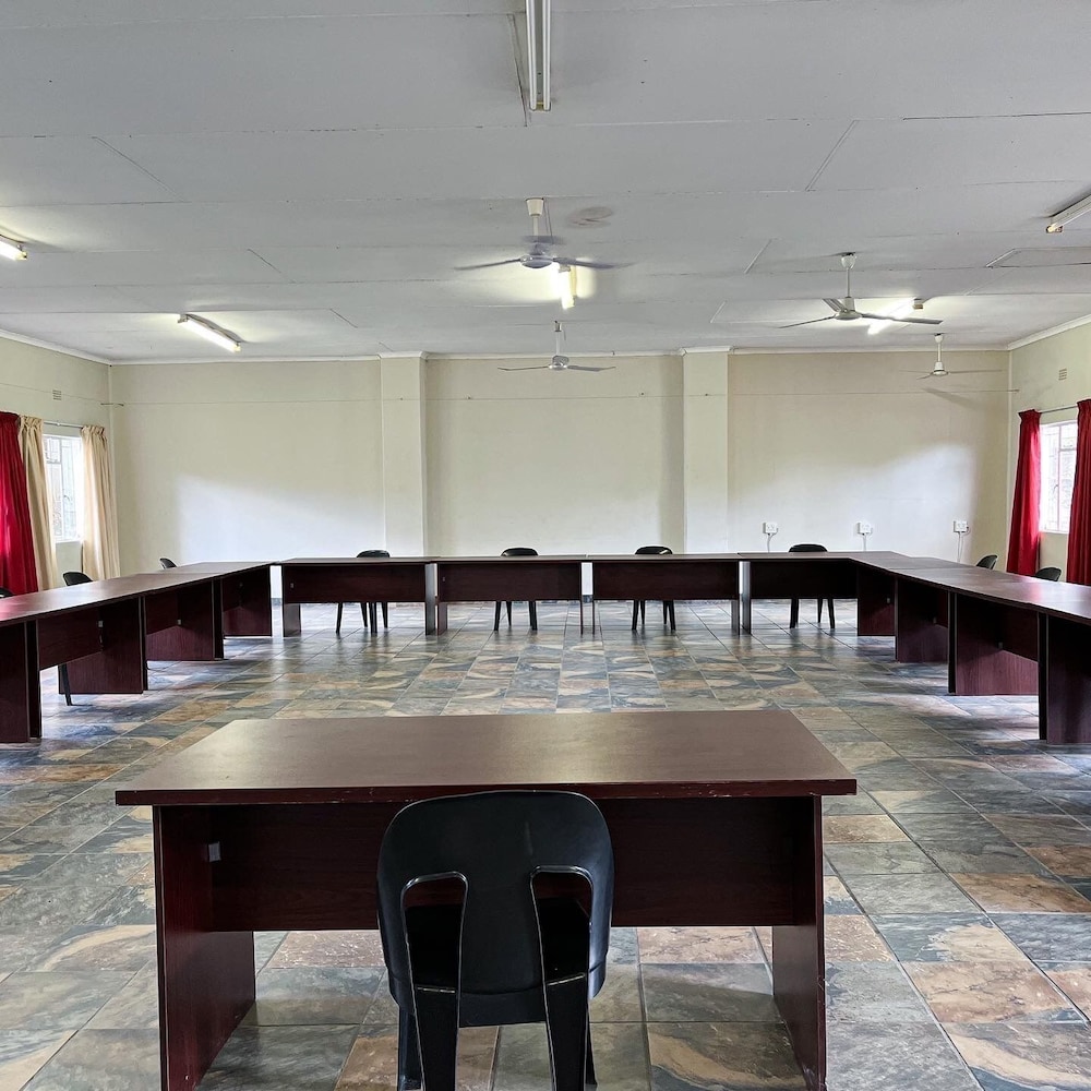 near big 5 numbi lodge