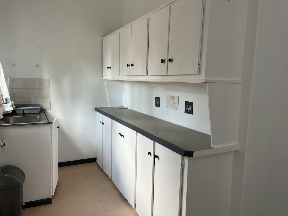 near big 5 numbi lodge