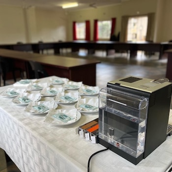 near big 5 numbi lodge