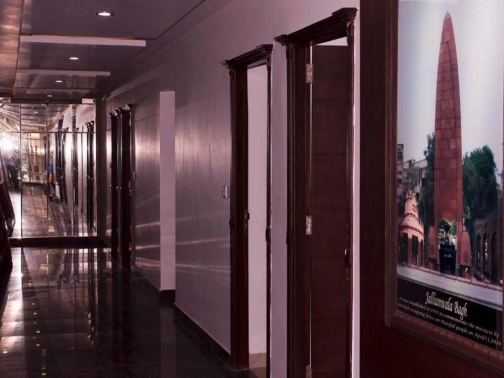 parkside navjyoti hotel