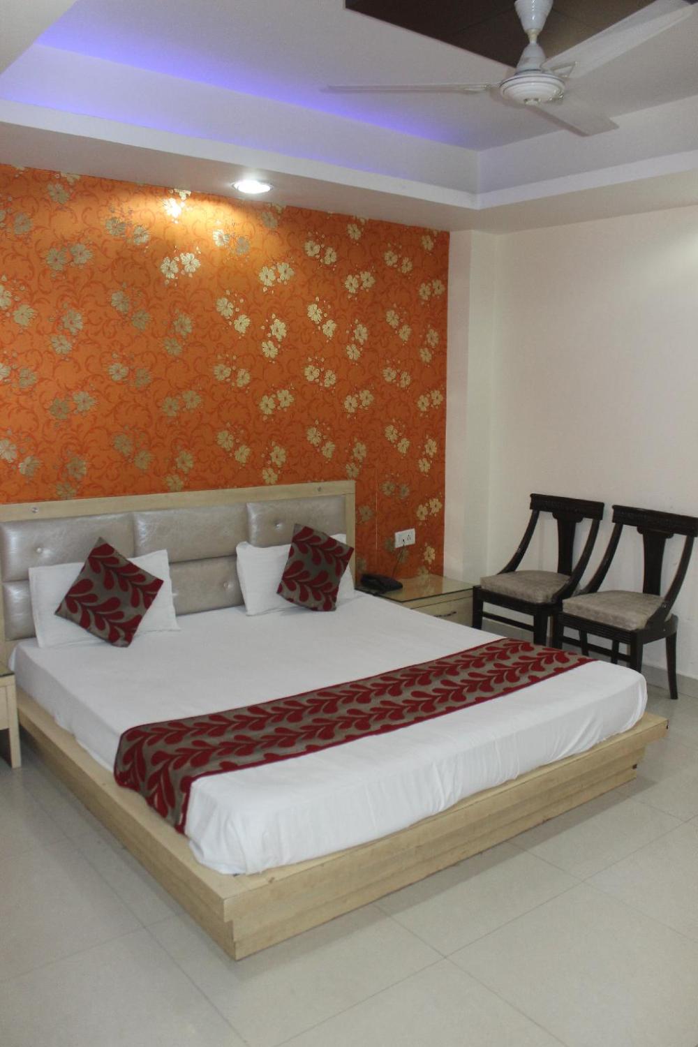 parkside navjyoti hotel