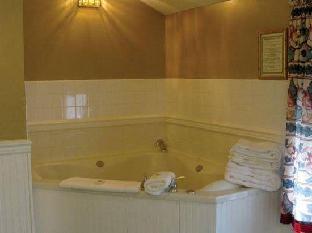 County Clare Irish Hotel & Pub,Milwaukee County>>Milwaukee,3 star