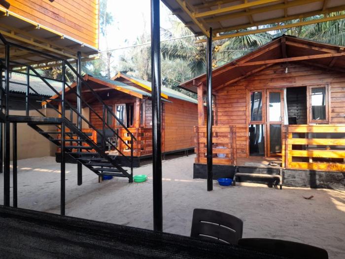 aquila boutique resort agonda