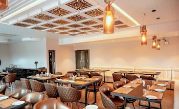 hotel teesta stay rampurhat