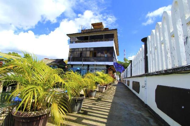 amphibi ko resort inc