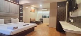 Hotel Vinyasa Residency, Bhayandar,,0 star