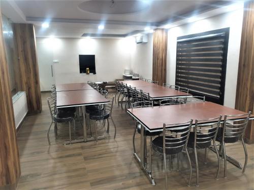 Hotel Blue Pine,,2 star