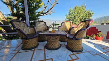 hotel luxmi villas inn